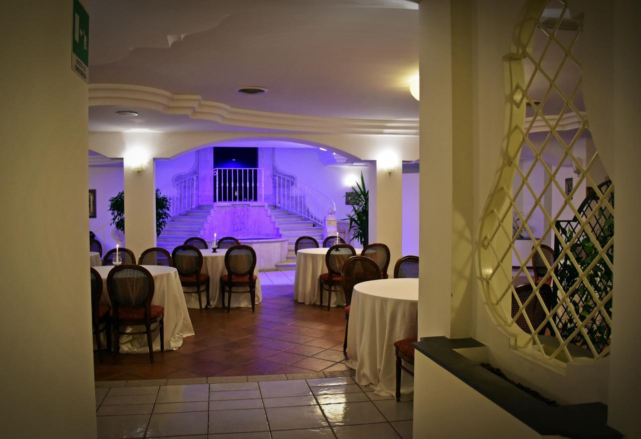 Hotel Joy Castel Volturno Bagian luar foto