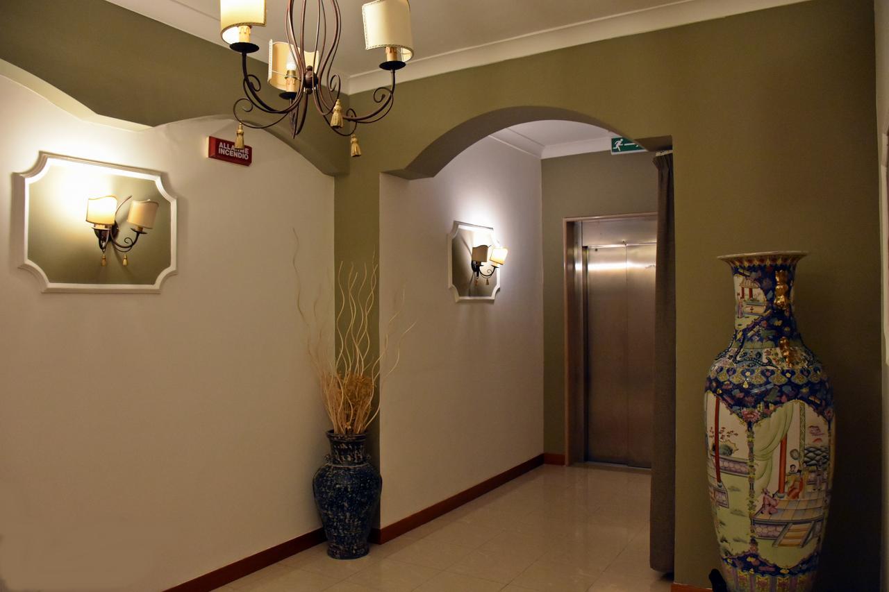 Hotel Joy Castel Volturno Bagian luar foto