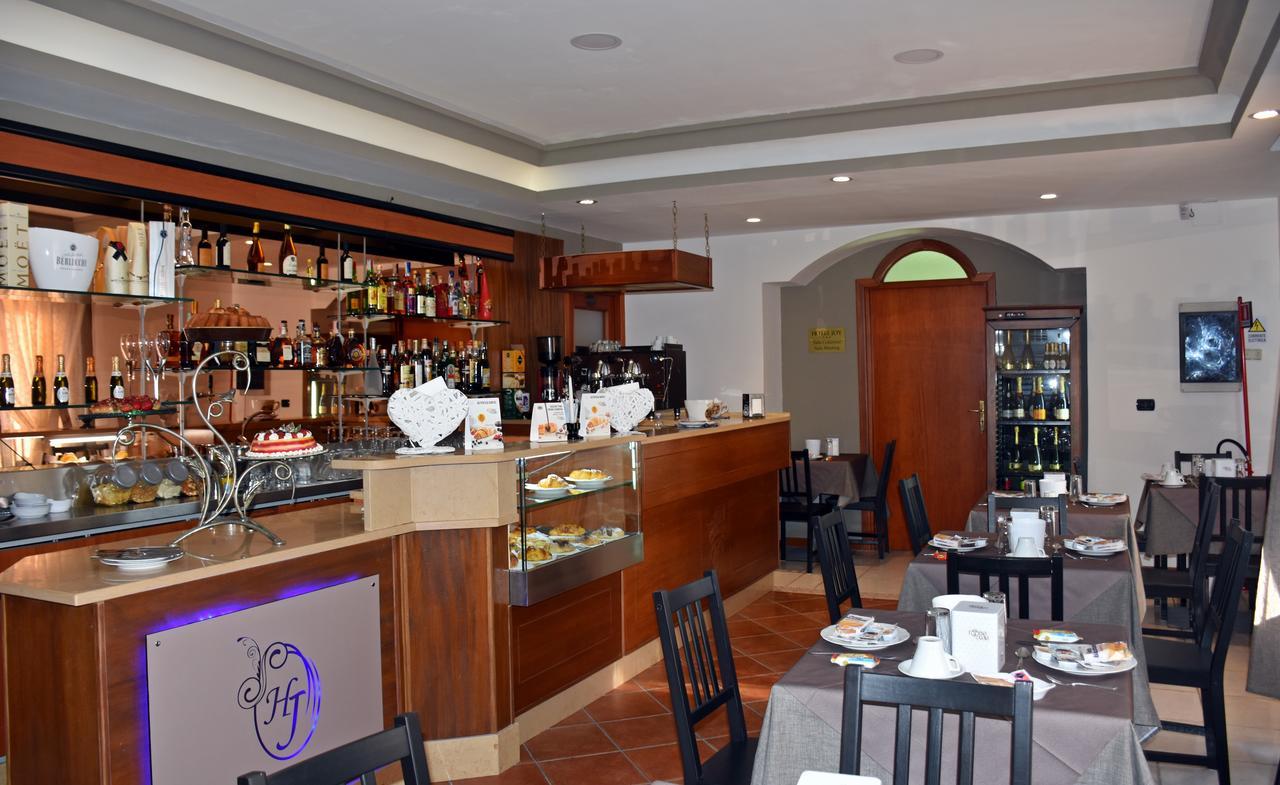 Hotel Joy Castel Volturno Bagian luar foto