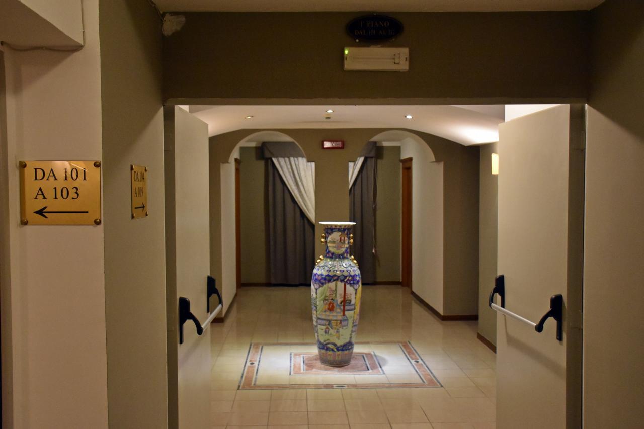 Hotel Joy Castel Volturno Bagian luar foto