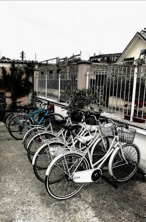 Hotel Joy Castel Volturno Bagian luar foto