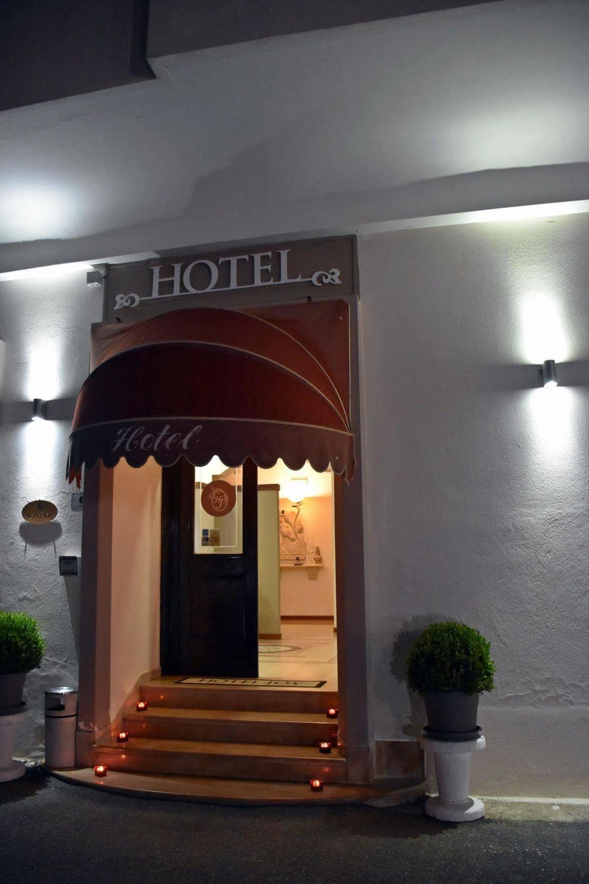 Hotel Joy Castel Volturno Bagian luar foto