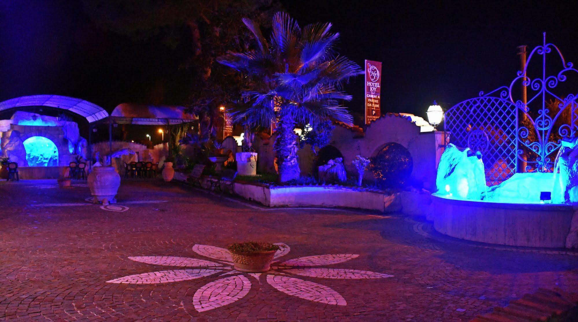 Hotel Joy Castel Volturno Bagian luar foto